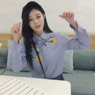 春季女装2017新品韩版潮绣花衬衫宽松显瘦单排扣长袖上衣衬衣学生